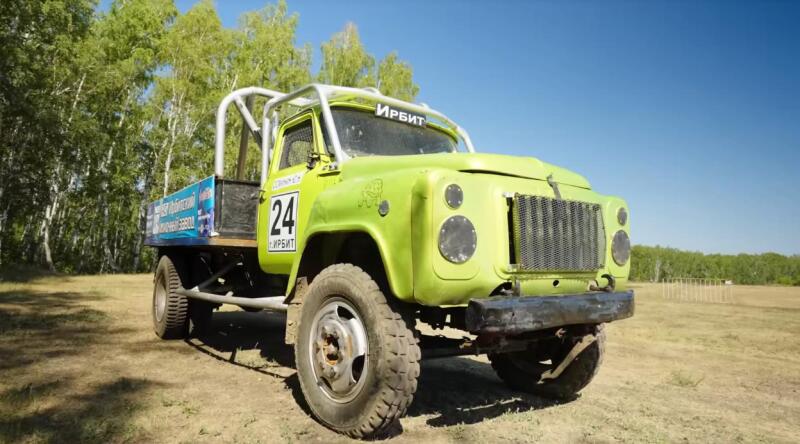 Подробнее о статье Автокросс на ГАЗ-53 – на что способен советский грузовик